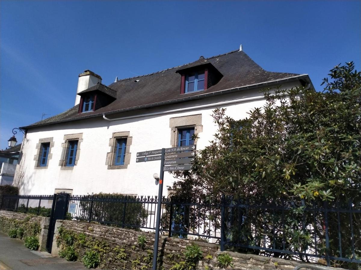 Hotel La Cour Des Ursulines Josselin Exteriér fotografie